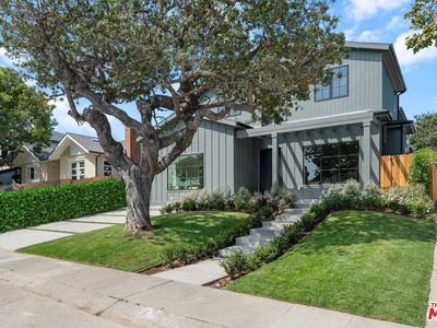8025 Stewart Ave, Los Angeles, CA, 90045