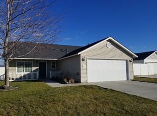 8105 Naches Ct, Pasco, WA 99301