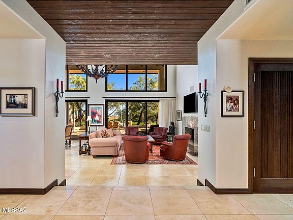 3rd image of 6475 N Ventana Canyon Dr