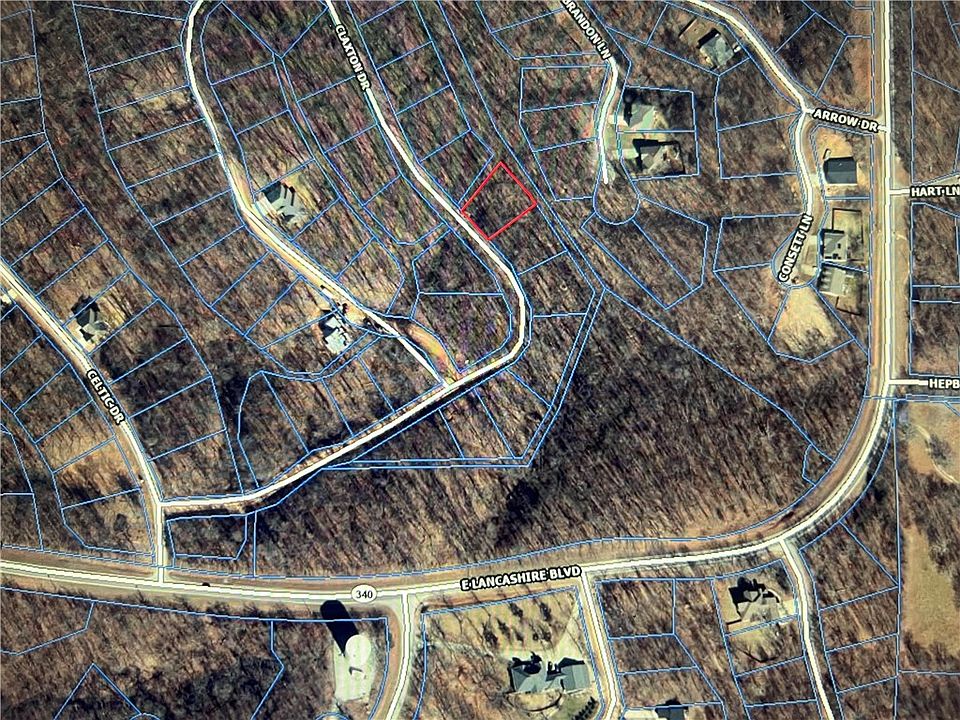 2nd image of 7 Claxton Dr #7