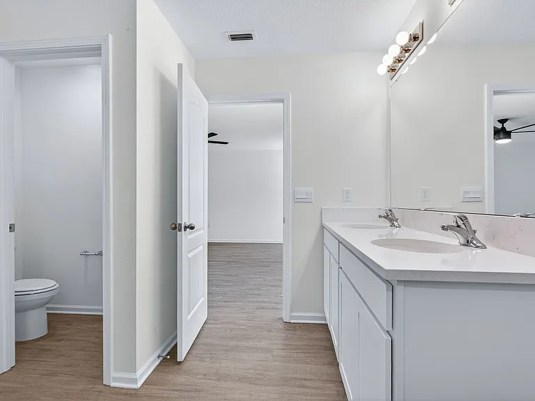 2283 Shady Breeze Ln — Photo 44