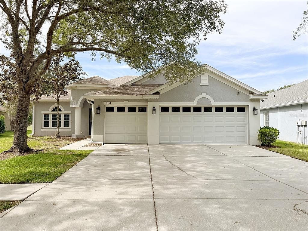 1314 Emerald Hill Way
