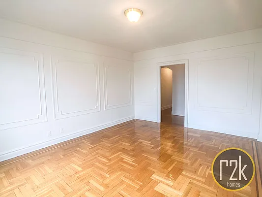 Rented by Realty 2000 Corp | media 2