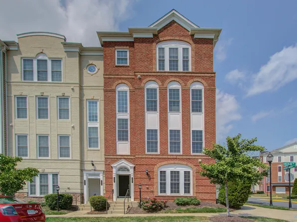 2235 Oberlin Dr #339A, Woodbridge, VA 22191