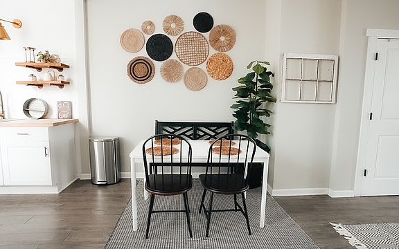 Perfect space for a dining set