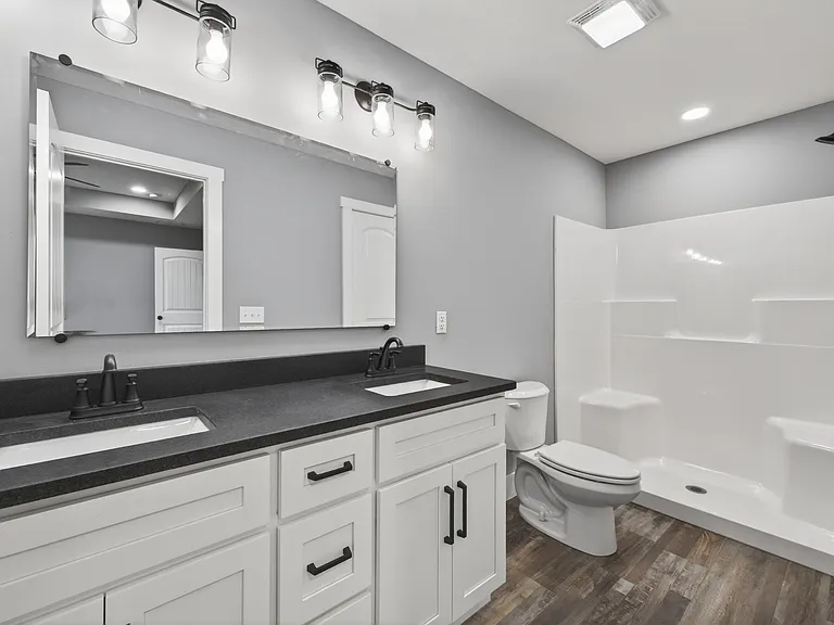 10299 Smiths Grove Scottsville Rd — Photo 24