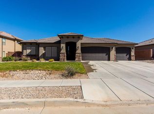2761 E Crimson Ridge Dr, St George, UT 84790