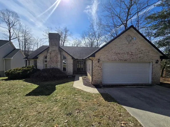 633 Carriage Dr, Beckley, WV 25801