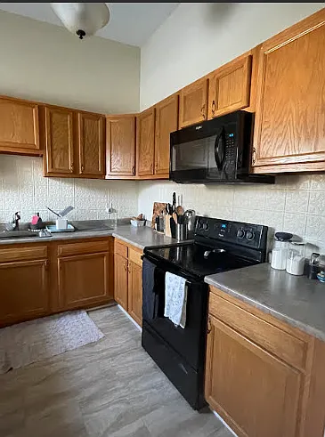 4235 Ridge Ave — Photo 9