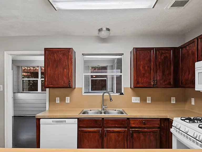 19323 Cypress Peak Ln — Photo 8