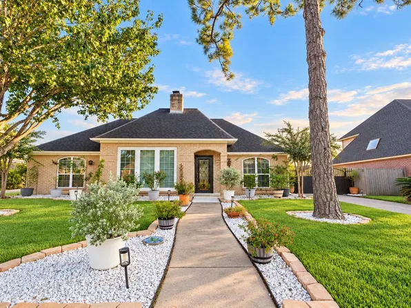 15035 Vistamont Dr, Houston, TX 77083