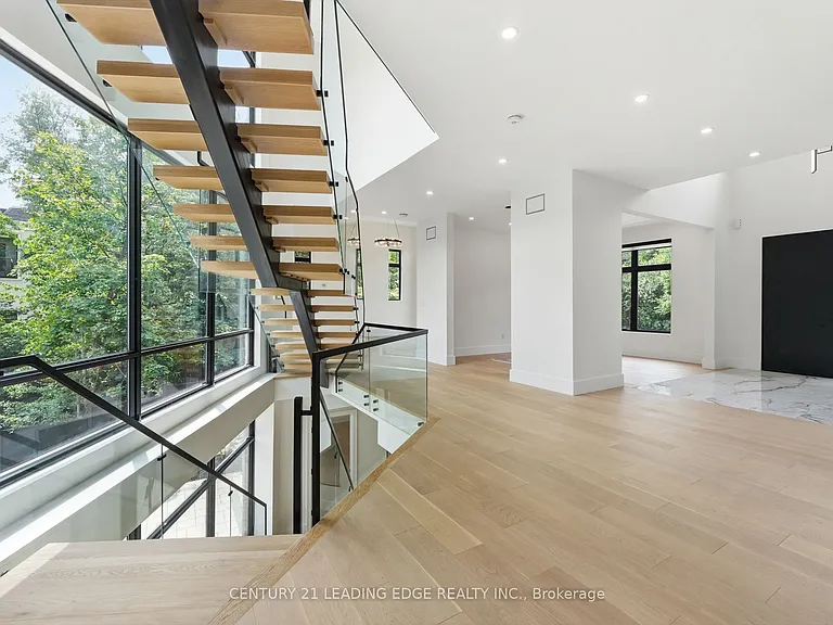 1362 Devon Rd — Photo 5