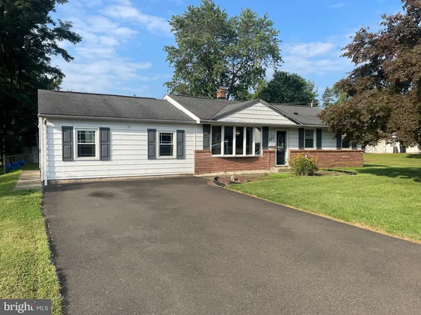 47 Rose Ave, Feasterville, PA 19053