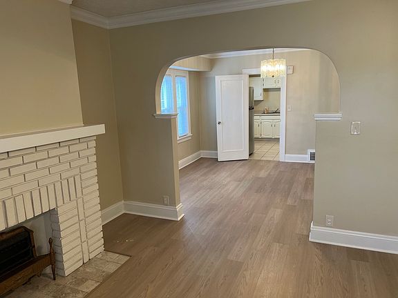 5th image of 4612 McGregor Ave