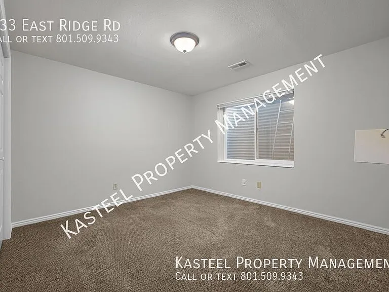333 E Ridge Rd — Photo 26