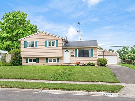 2nd image of 3581 Manila Dr
