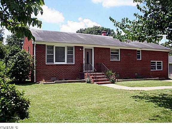 2nd image of 510 Evergreen Ave