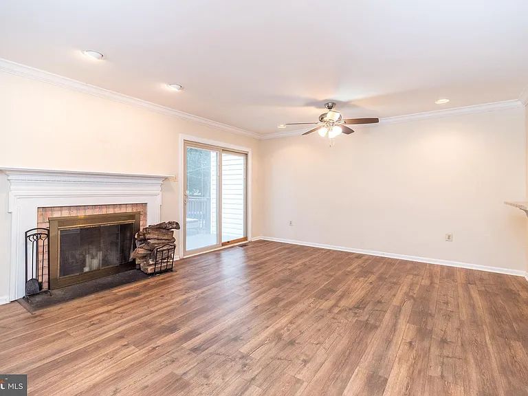 108 Susan Constant Ct #8 — Photo 13