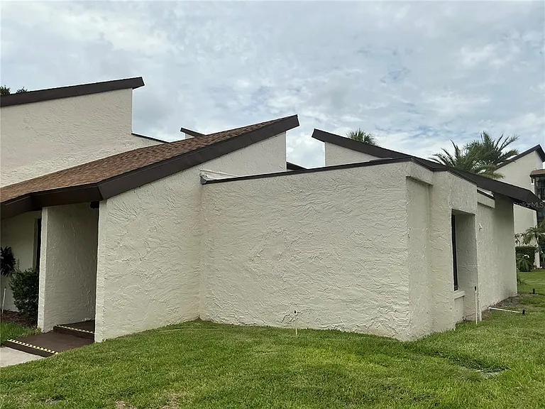 2207 Belleair Rd #B22 — Photo 23