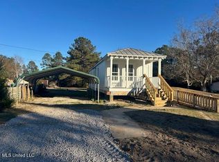 19316 Eldridge Dr, Saucier, MS 39574