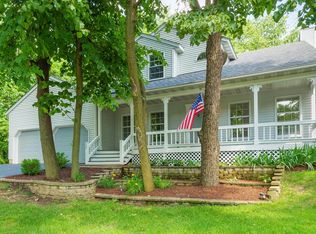 726 Victoria Ct, Bolingbrook, IL 60440