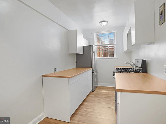5th image of 1446 Tuckerman St NW #306