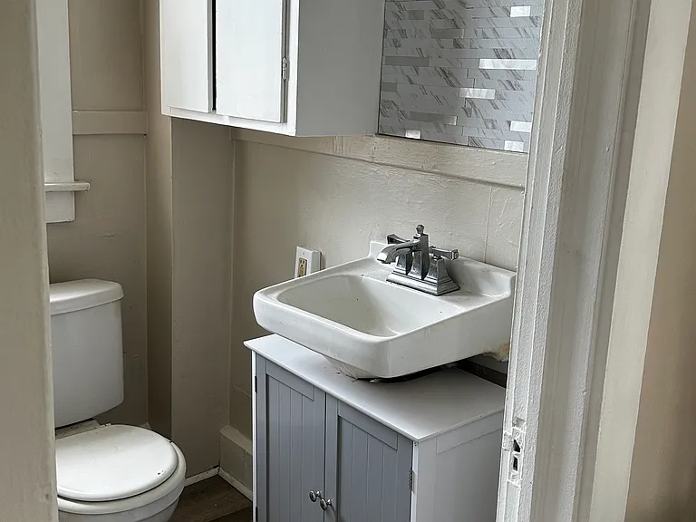 13 George St #3 — Photo 12