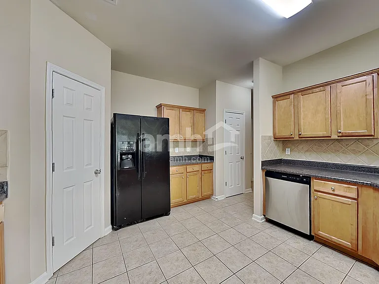 2323 Jasmine Glen Dr — Photo 3