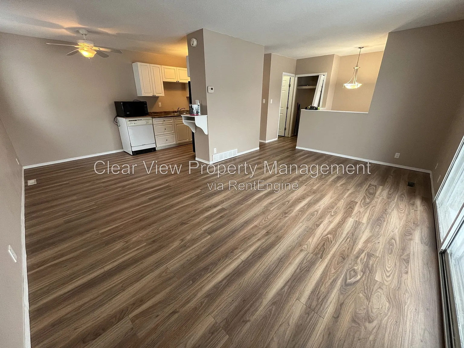 2 bed, 1.5 bath, $1,399 — Photo 4