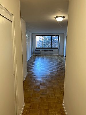 5th image of 470 Lenox Ave APT 2F