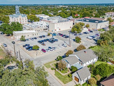 101 E Bluff St, Granbury, TX, 76048