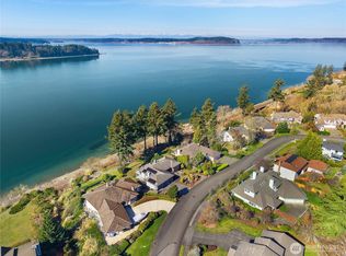 56 Chapman Loop, Steilacoom, WA