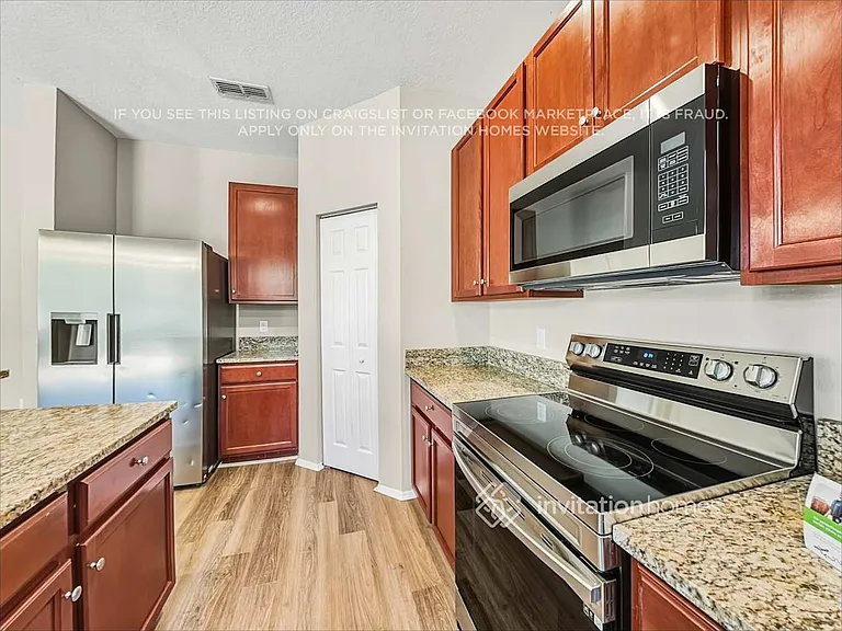 7508 Tangle Rush Dr — Photo 8
