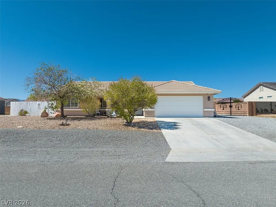 4970 Honey Locust Dr