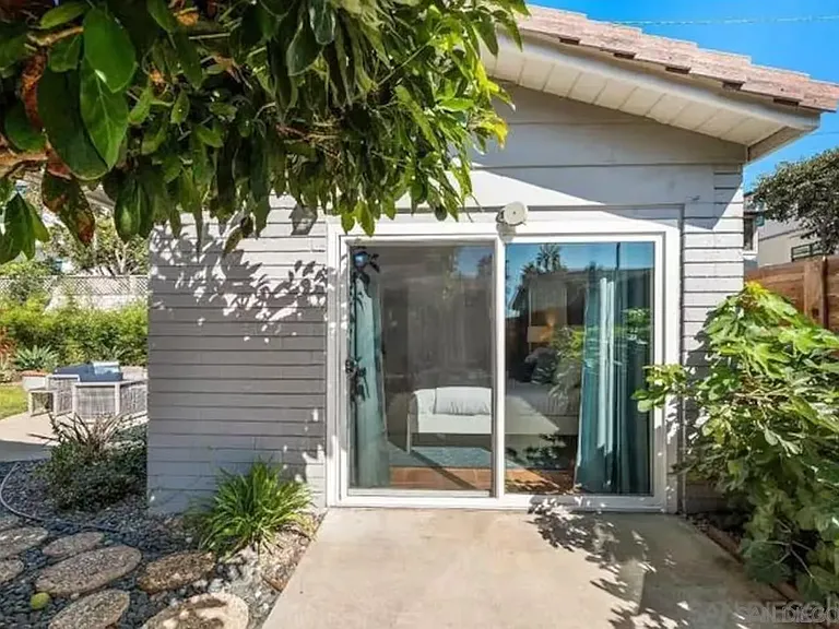 8373 El Paseo Grande — Photo 43