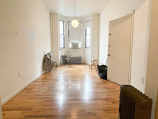 Rented by Ulas Real Estates Inc | media 26