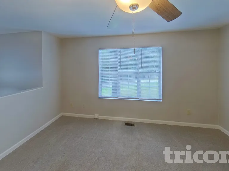 3087 Hope Ct — Photo 3