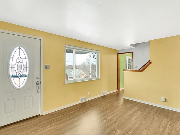 5th image of 6388 Lowell Dr