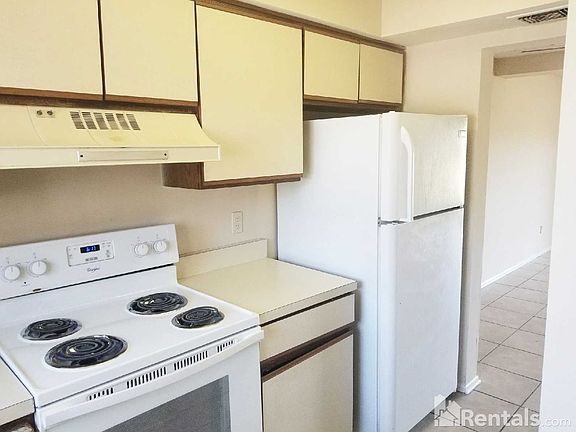 4th image of 203 Watts Ln APT A