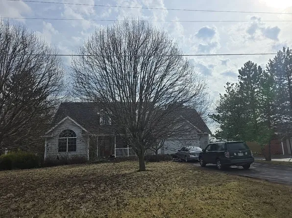 4044 E Bluelick Rd, Lima, OH 45801