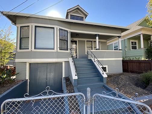 3132 Harper: from street