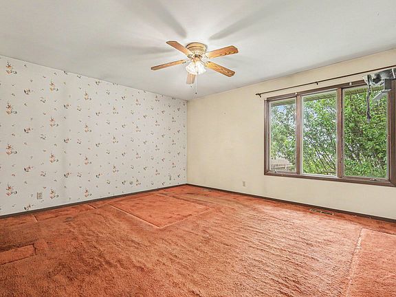 5th image of 1436 W 94th Ave