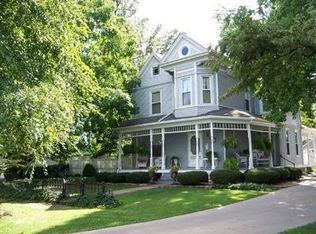 200 S Arch St, Jerseyville, IL 62052