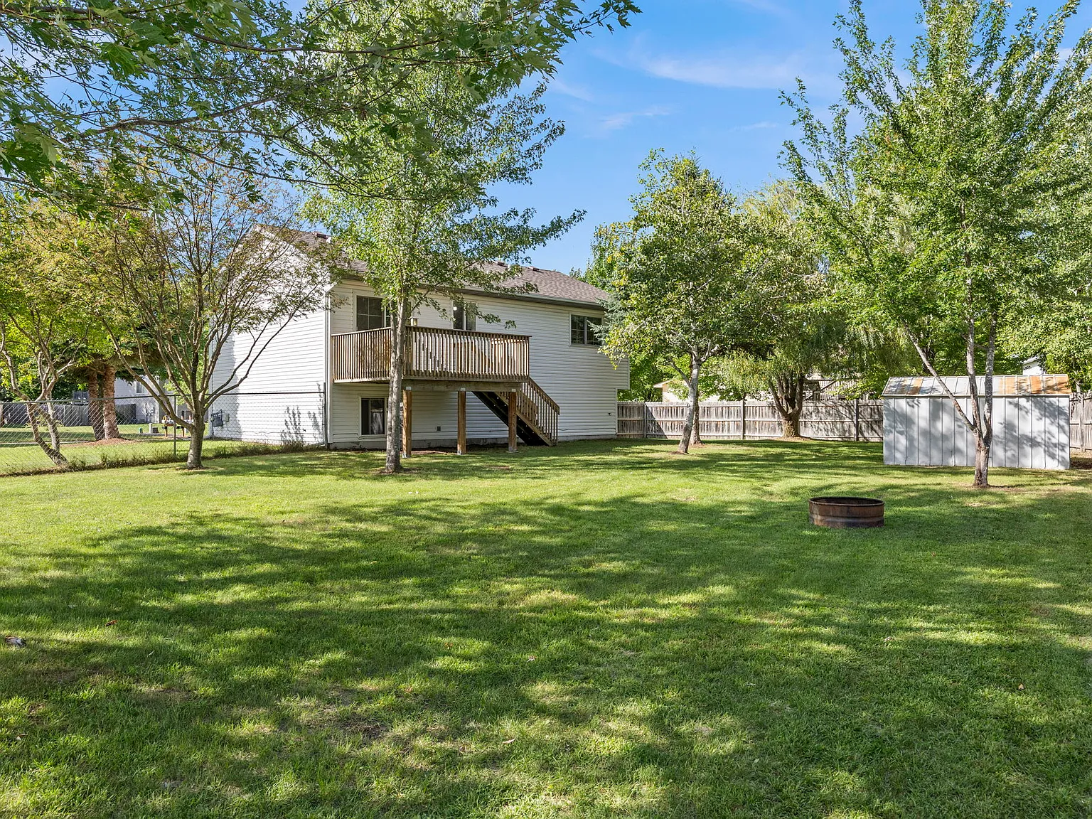 4 bed, 1870 sqft, $2,695 — Photo 1