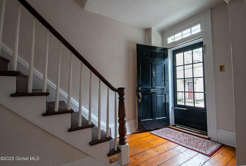2nd image of 17 North Street