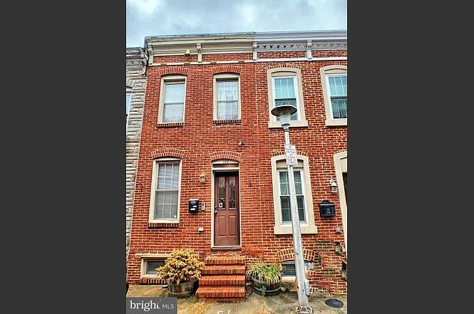 119 N Bradford St
