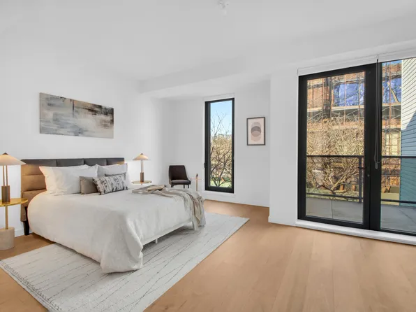 28 Huntington Street image 12 of 19