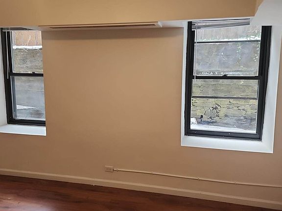 4th image of 327 W 83rd St #B
