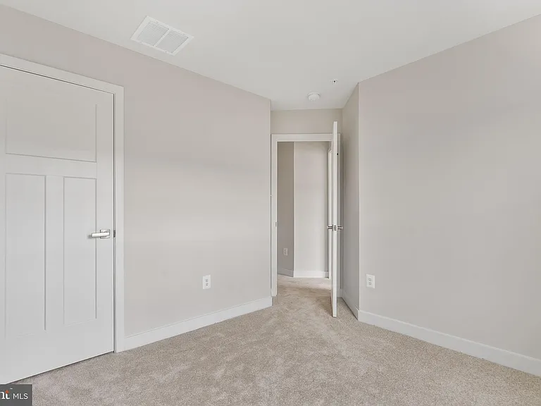 1505 Wilmer Park Ln — Photo 19