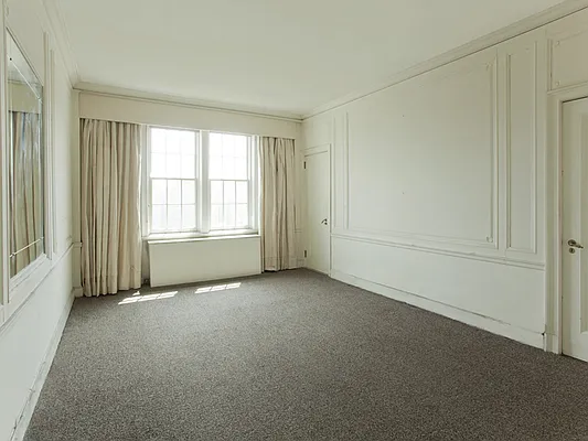 Sold by Sotheby's International Realty | media 9